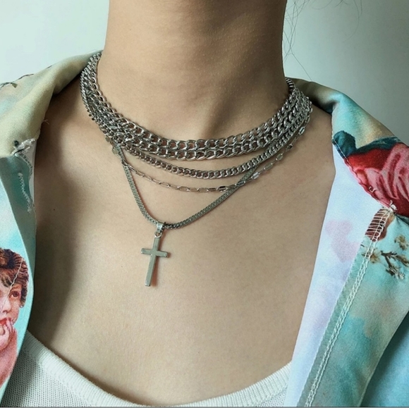 New Cross Female Silver Color Thick Chain Necklace - Picture 7 of 7